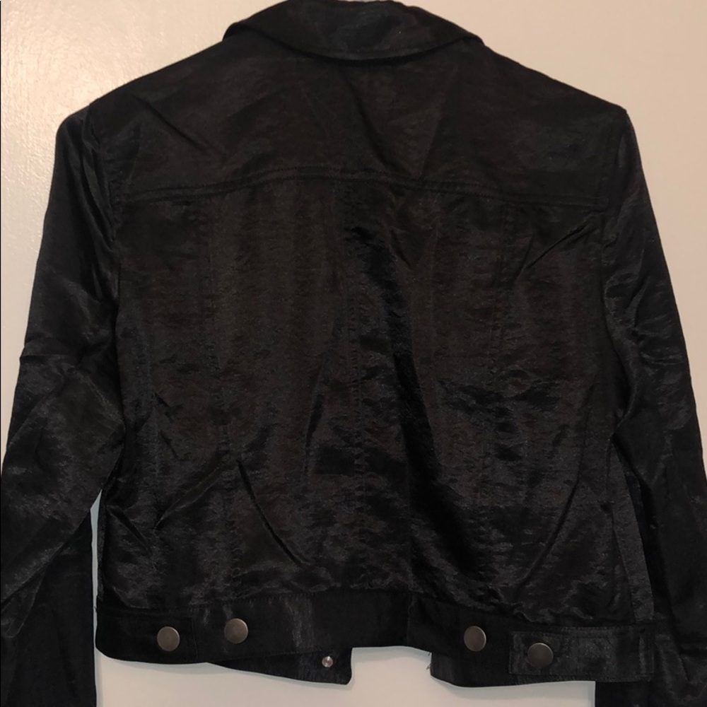 Jacket - Picture 3 of 4